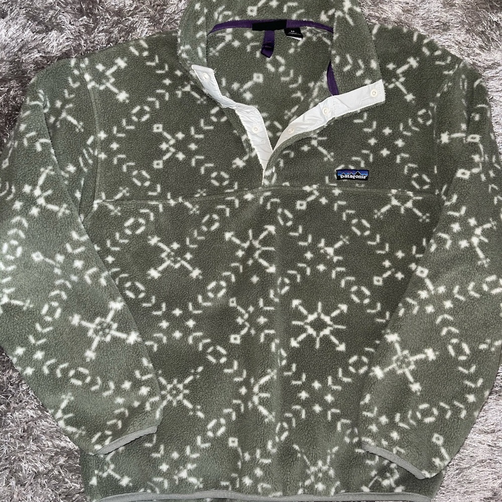 Patagonia sweater